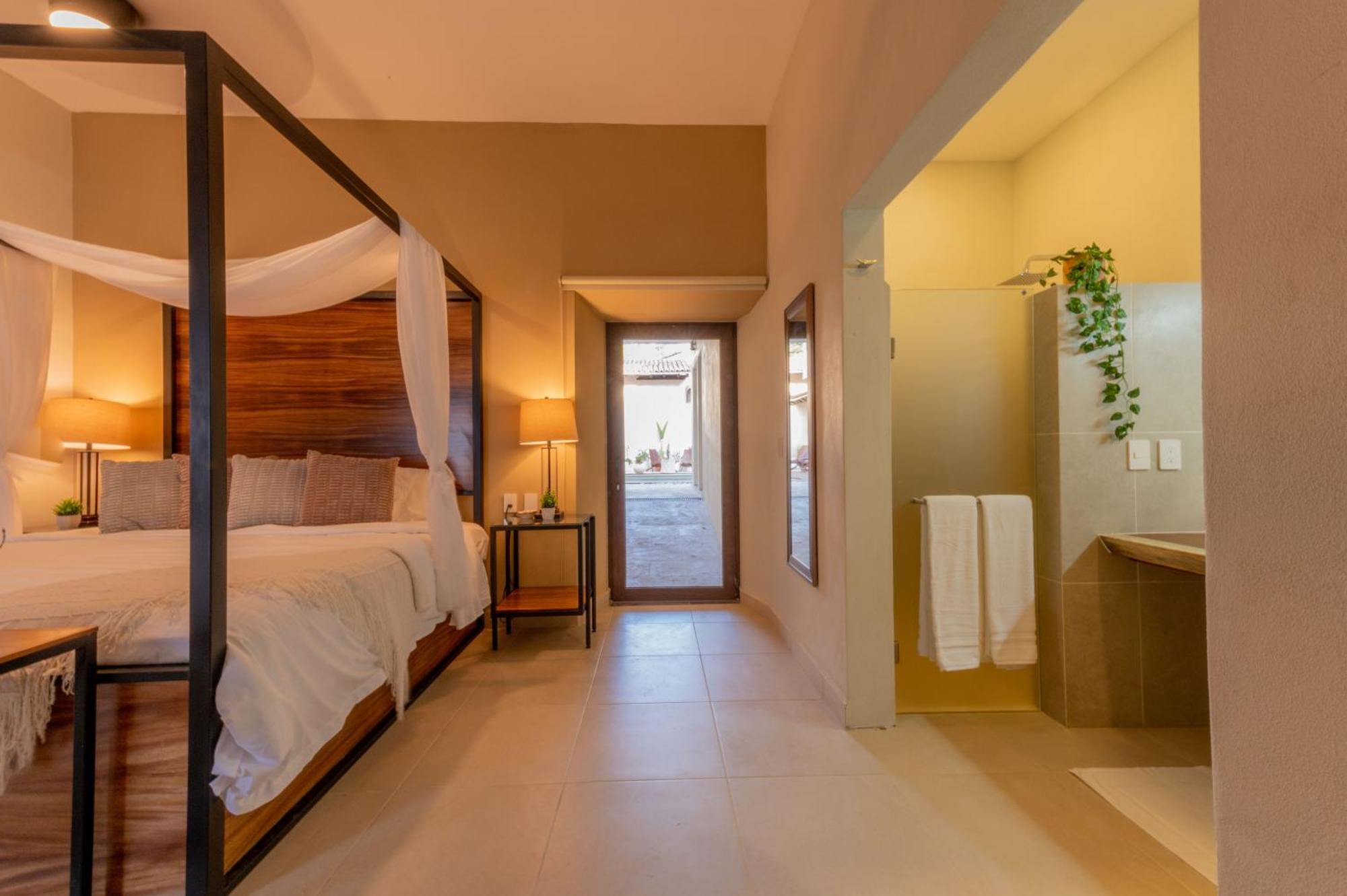 Casa Victoria Malecon - Adults Only Hotel ปูแอร์โตบาญาร์ตา ภายนอก รูปภาพ